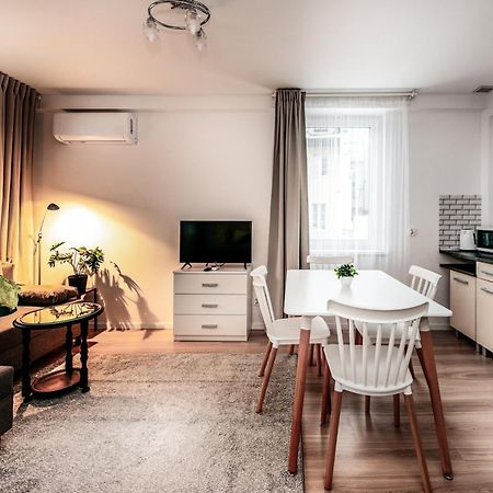 Fully-Furnished Apartment With Air Conditioning For Families, Cracow Old Town Krakow Dış mekan fotoğraf