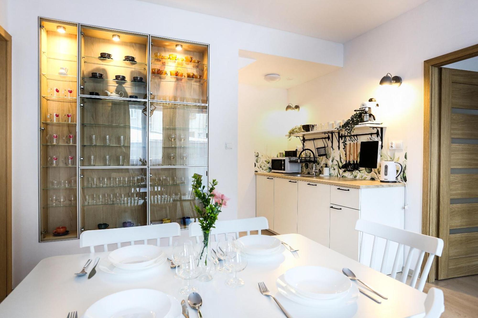 Fully-Furnished Apartment With Air Conditioning For Families, Cracow Old Town Krakow Dış mekan fotoğraf