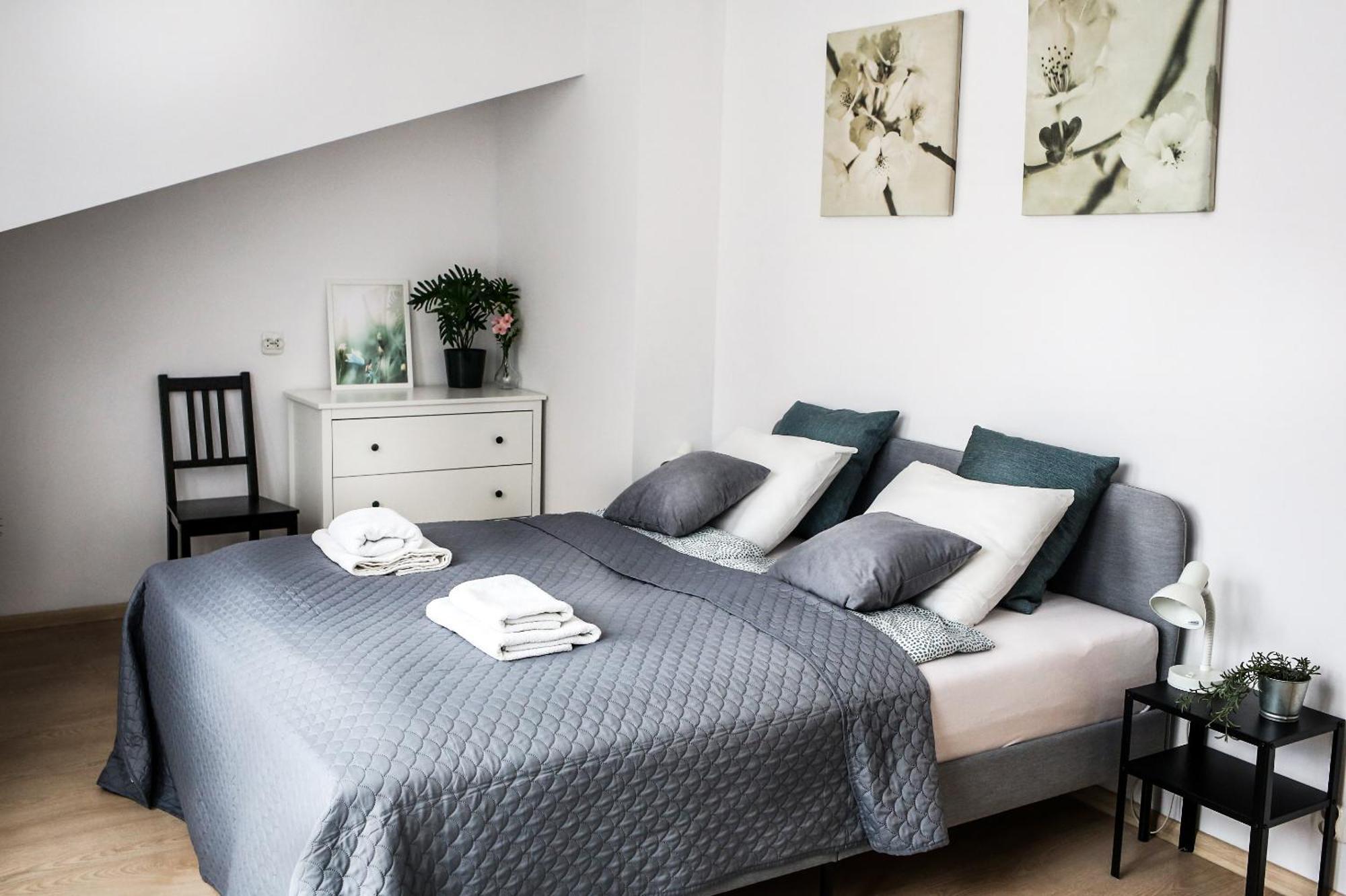 Fully-Furnished Apartment With Air Conditioning For Families, Cracow Old Town Krakow Dış mekan fotoğraf