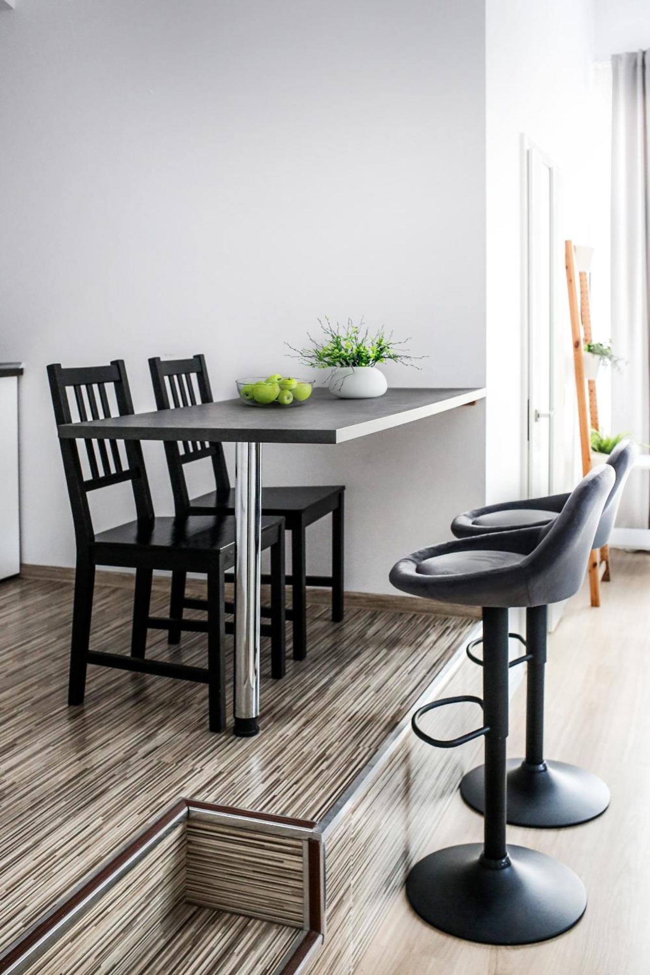 Fully-Furnished Apartment With Air Conditioning For Families, Cracow Old Town Krakow Dış mekan fotoğraf