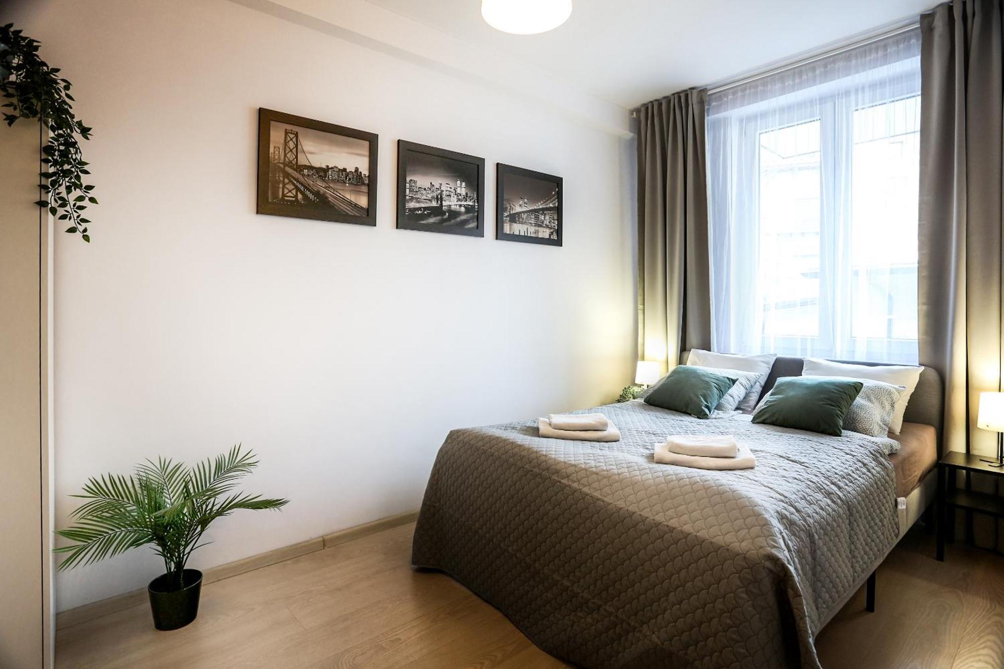 Fully-Furnished Apartment With Air Conditioning For Families, Cracow Old Town Krakow Dış mekan fotoğraf